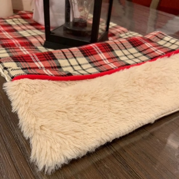 Tartan Plaid Table Runner - Picture 4 of 8